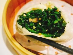 薄皮透亮水晶包（小白菜馅儿）-悦融琥珀·京鲁菜·海味珍品(西单店)