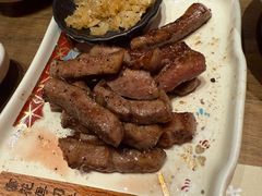 -肉魁屋·烧肉·烧鸟·酒场(高新店)