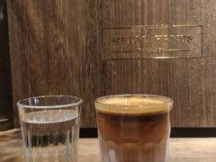 -Metal hands·铁手咖啡