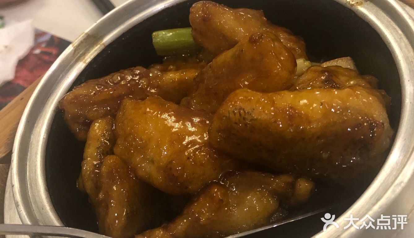 海鲜泡饭里面真的是龙虾肉，味道不错