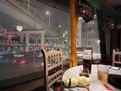 靠窗位-沪小胖小龙虾(淮海中路旗舰店)