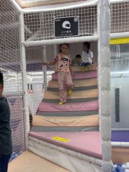 -奈尔宝·儿童乐园·亲子餐厅(华采天地店)