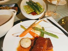 烤安格斯牛小排-T館·花园艺术餐厅