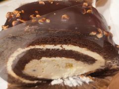 梦龙卷-Dough&Joe团憩(瑞虹天地月亮湾店)