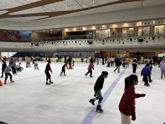 -冠军冰场CHAMPION RINK(环球银泰城店)