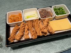 -凤凰园烤鸭店·唐山菜·传承花椒肉(老唐丰路店)