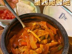 -Famous肥猫墨西哥音乐餐吧(五棵松华熙LIVE店)