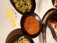 -钢管厂五区小郡肝串串香火锅(人民广场店)
