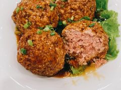 红烧狮子头-大鸭梨烤鸭店(金顶街店)