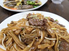 炒牛河-美食店(华贵路店)
