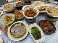 -湖北三五醇酒店·35年新楚菜