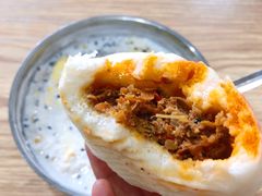 孜然肉包子-清真石家包子(大皮院总店)