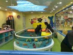 -鱼乐贝贝婴幼儿游泳中心(梅江印象城店)