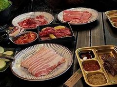 -胡哥烤肥牛(车公庙店)