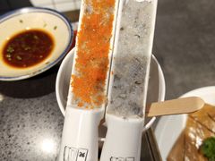 -宽板凳老灶火锅(台湾街店)
