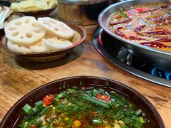 -老街·稳拈老火锅(海椒市店)