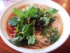 小碗酸牛肉细米线-莉安酸牛肉早点