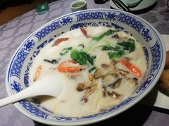 极品鱼头皇-山外山菜馆(玉泉路店)