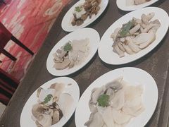 -天宜隆蘑菇宴火锅(石景山旗舰店)