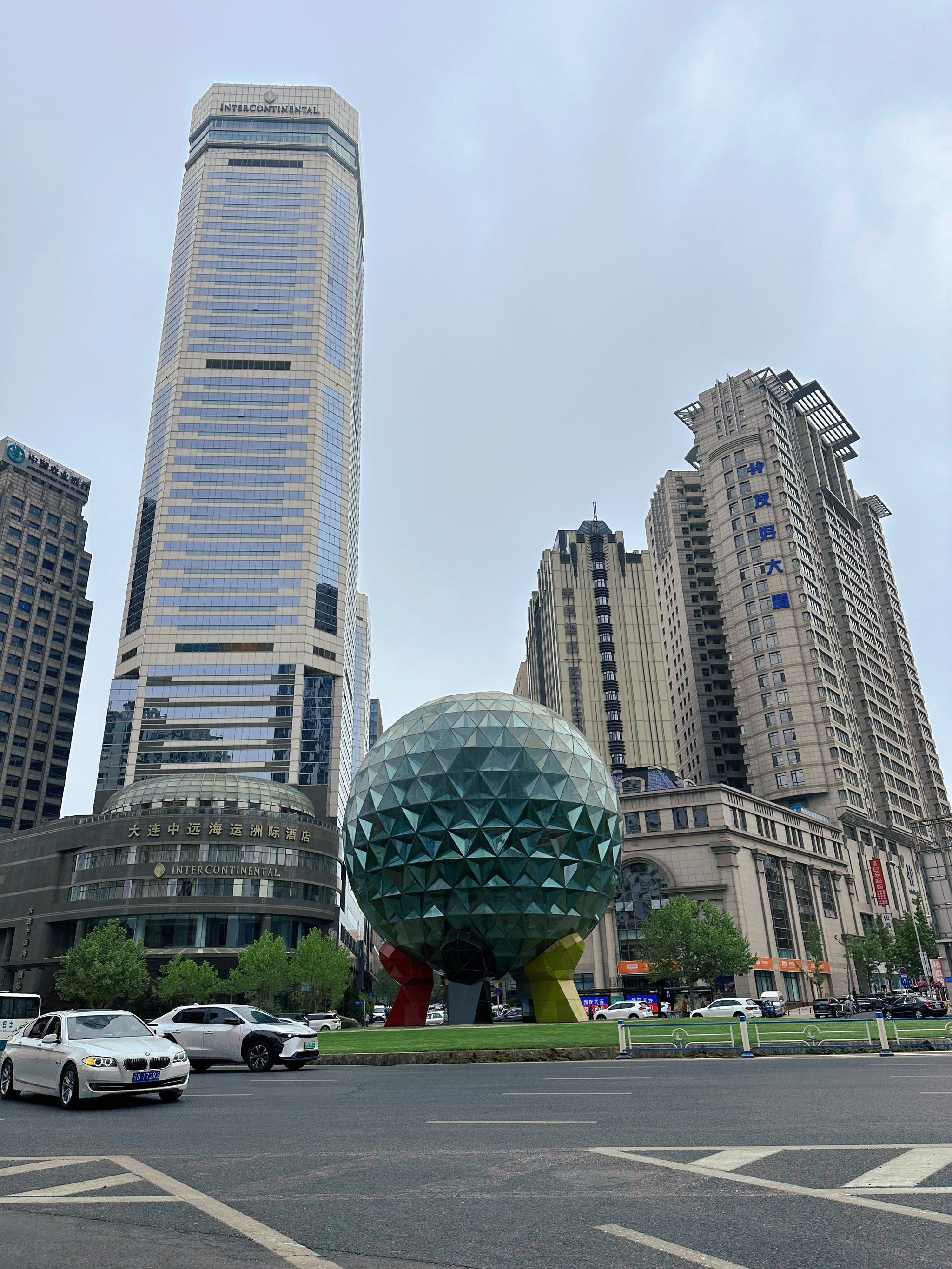 随手拍大连友好广场,附近也好好逛