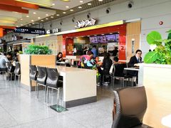 -东方既白(上海浦东国际机场)