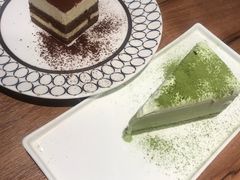 -必胜客(中大银泰店)