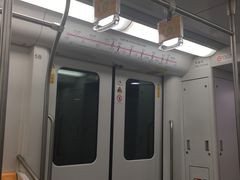 -汉中路(地铁站)
