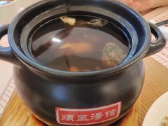 -顺风汤馆·广府粤菜(江宸天街店)
