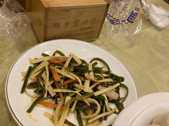 -鹤乡东北菜(崮山路店)
