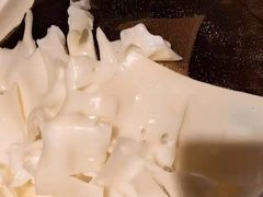 -三人行骨头王火锅(长寿店)