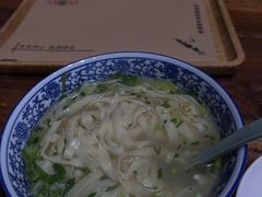 -东大桥小国抻面烧烤(长通路店)
