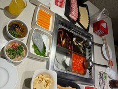 -海底捞火锅鲜切牛肉主题店(长寿路店)