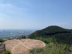 -灵岩山风景区