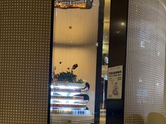 -涨巢·潮玩水疗局