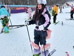 -亚布力新体委滑雪场