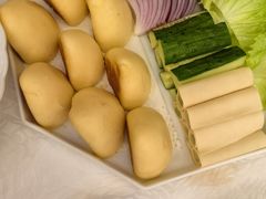 -品海楼·大连海胆锅贴馆(东港店)