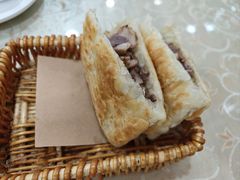 -李春秋驴肉火烧总店