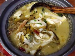 -周鱼小馆石锅酸菜鱼(活力汇店)