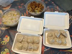 -上海特色小笼店(铁岭路90弄小区店)