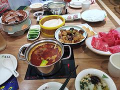 -龙聚德北京烤鸭(沙坪坝华宇A馆店)