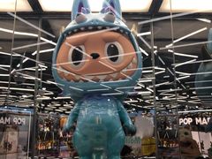 -泡泡玛特POPMART(侨福芳草地店)