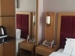 -清水湾酒店(深圳横岗塘坑地铁站店)