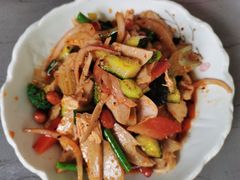 -陈熹公民族美食文化餐厅(中华广场店)