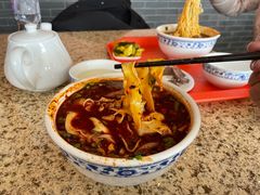 -吾穆勒蓬灰牛肉面·清真(北滨河中路店)