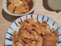 -红猪卤肉饭(大西洋美食城店)