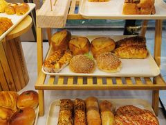 -光明牛奶棚(南泉店)