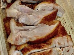 -陆稿荐观前街店