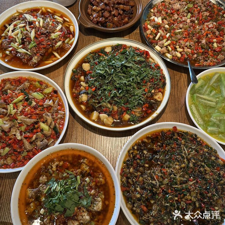 无辣不欢的快乐老家！
