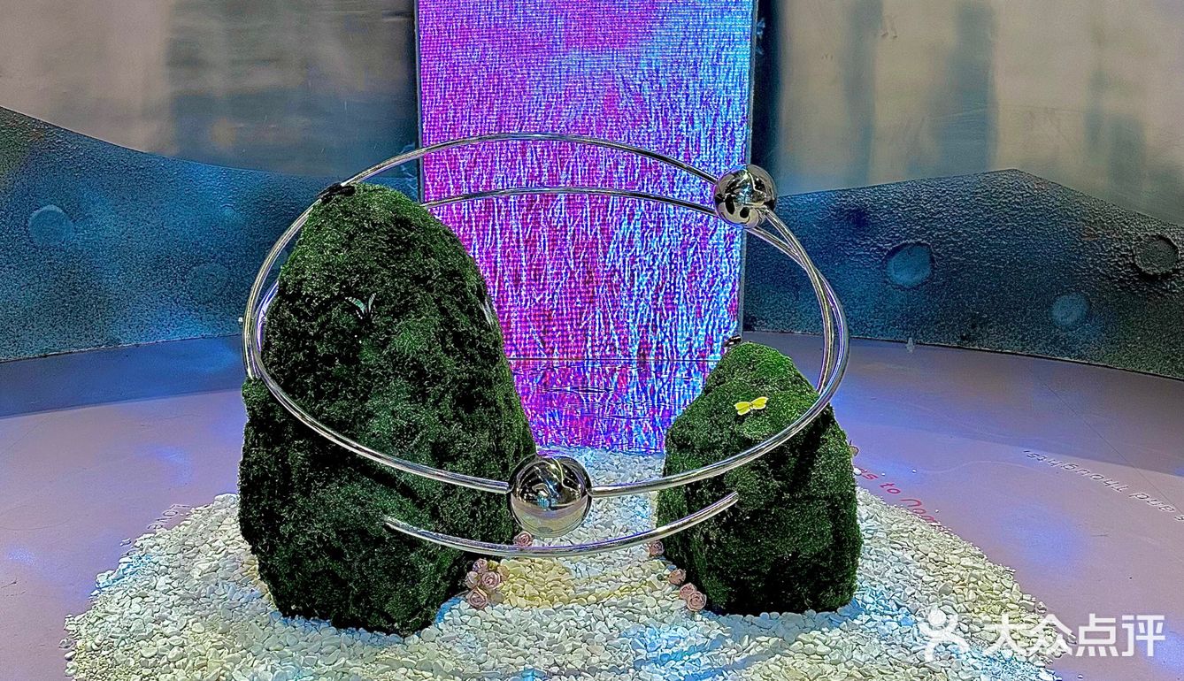 到摩方0⃣️元看展‼️周年庆吃喝更精彩更划算