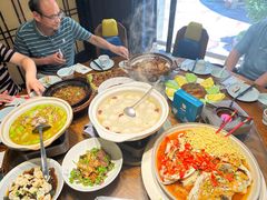 -黄泥岗·地道湖北菜(奥特莱斯店)